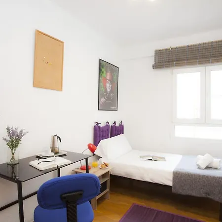 Apartment Singularstays Esteban Ballester